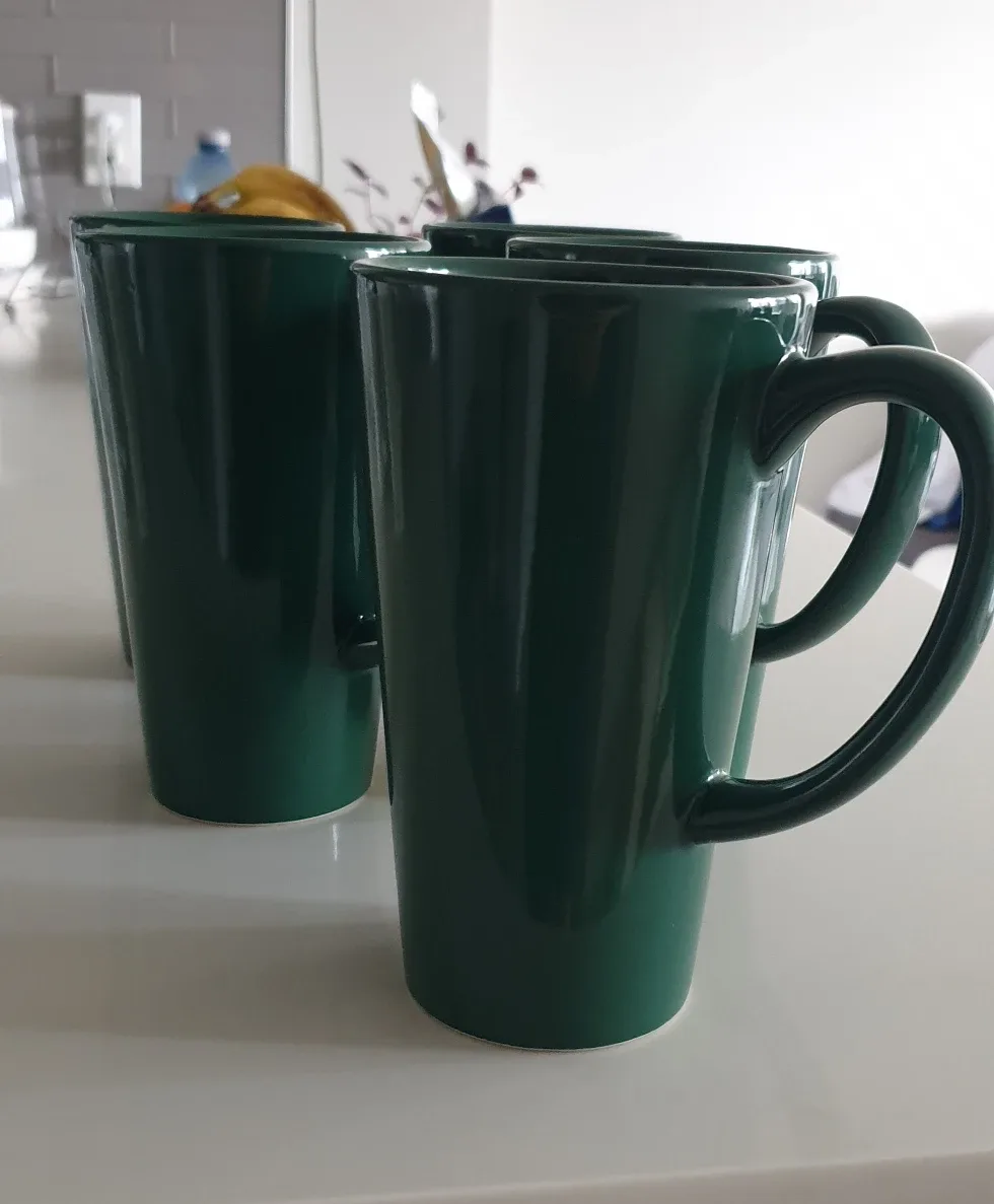 Set of 6 Green Ceramic Mugs image indicator(3)