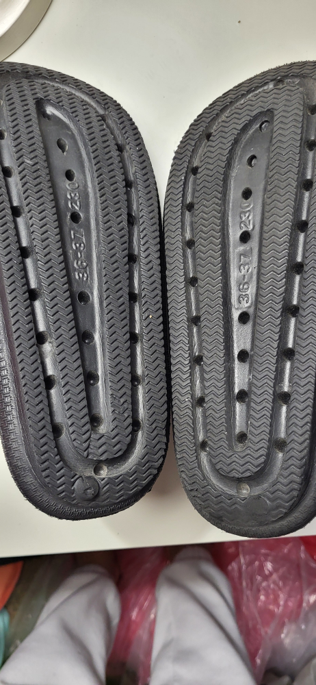 Black Sandals with Adjustable Straps - photo 3
