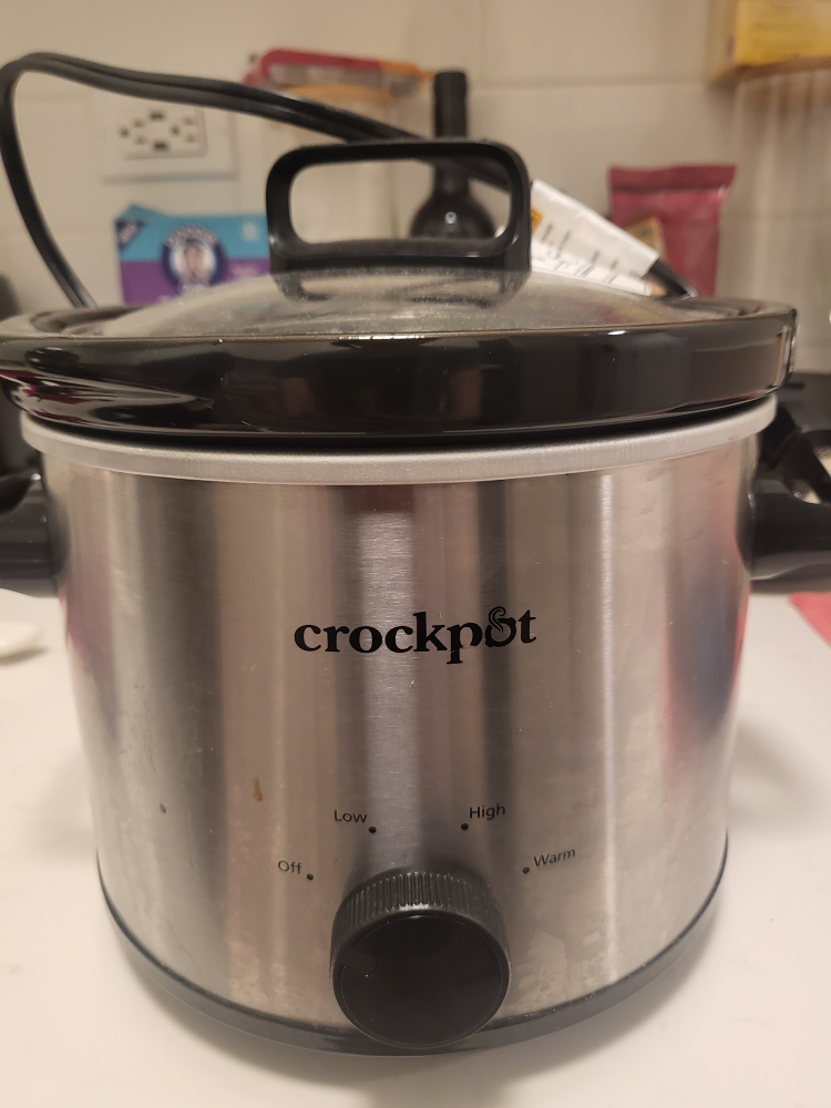 Crock pot (slow cooker) for 2 people