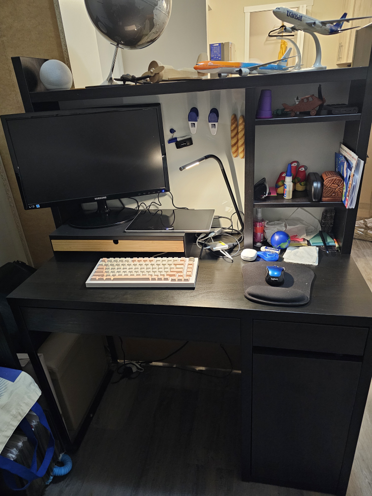 Desk with magnet white board - photo 2