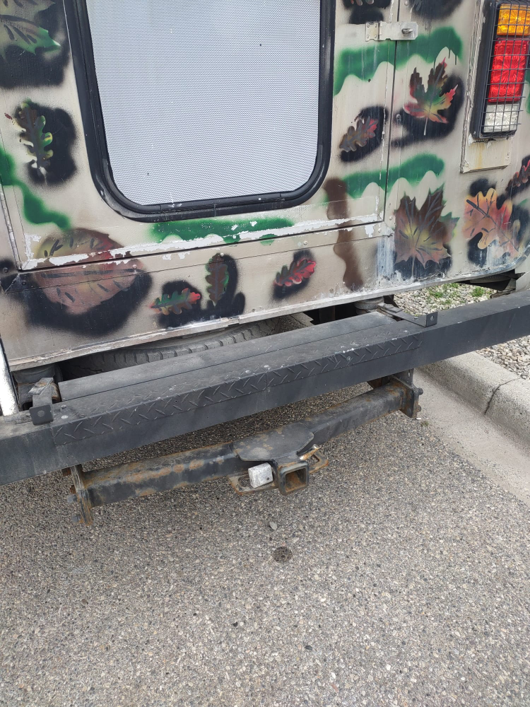 Ford E350 Super Duty Bus - photo 4