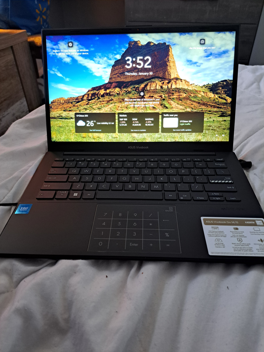 ASUS Vivobook Laptop