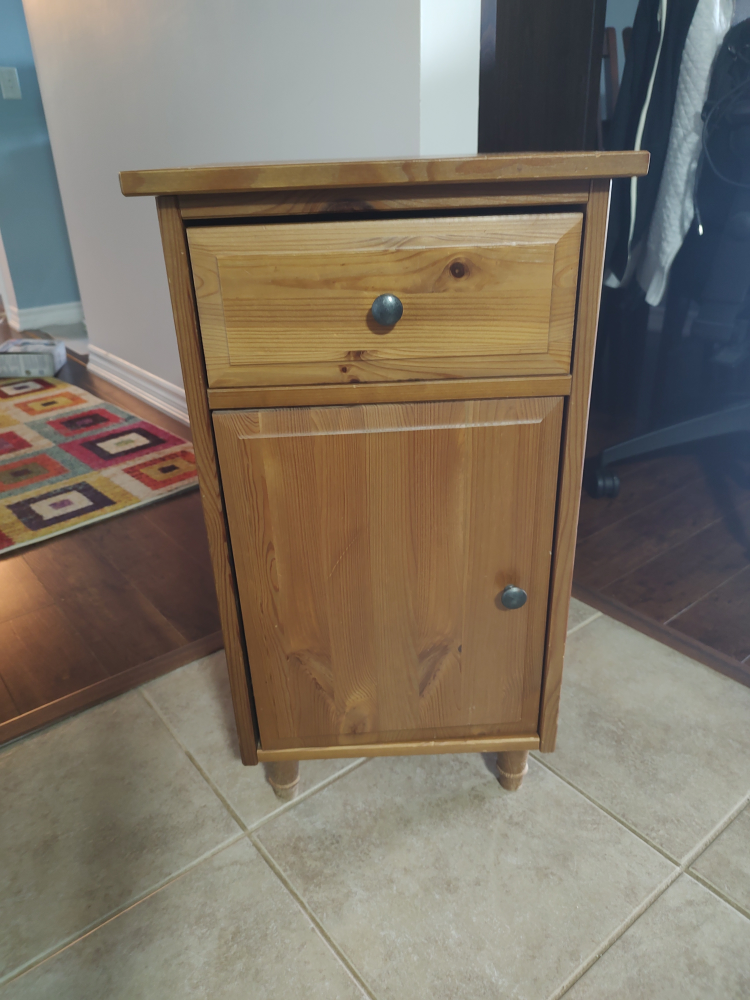 Wood Nightstand & Dresser Set - photo 2