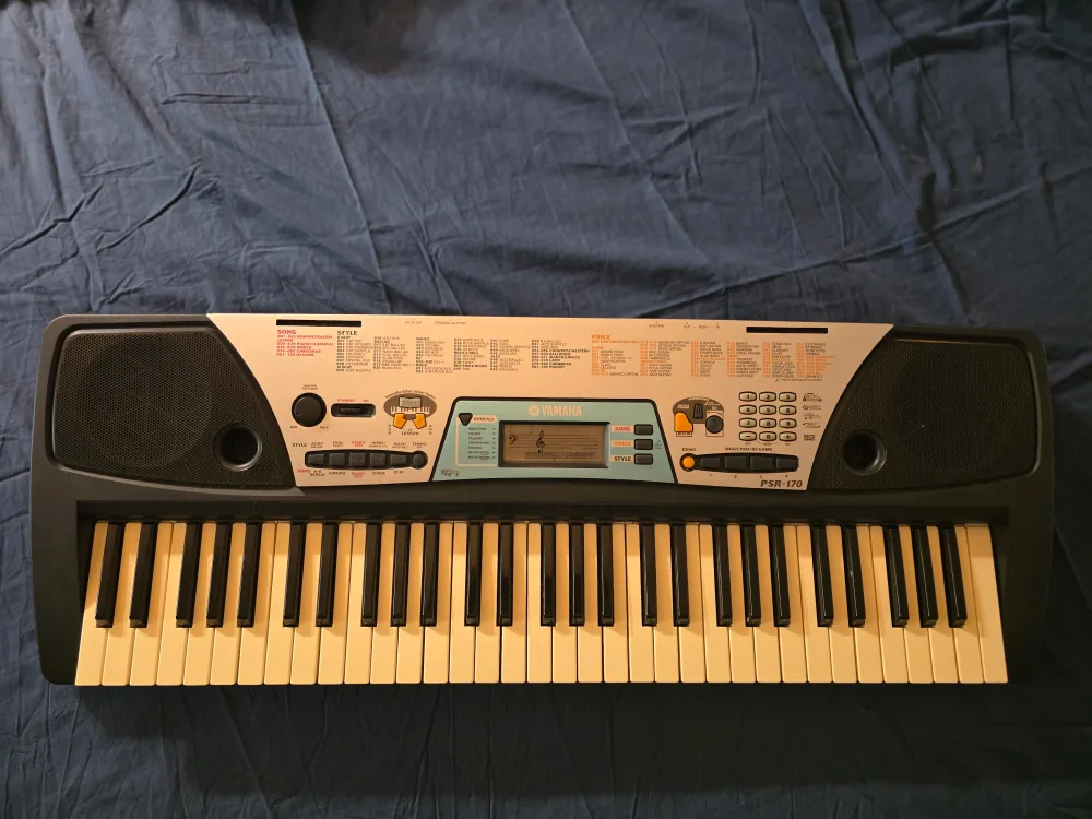 Yamaha PSR-170 Keyboard thumbnail