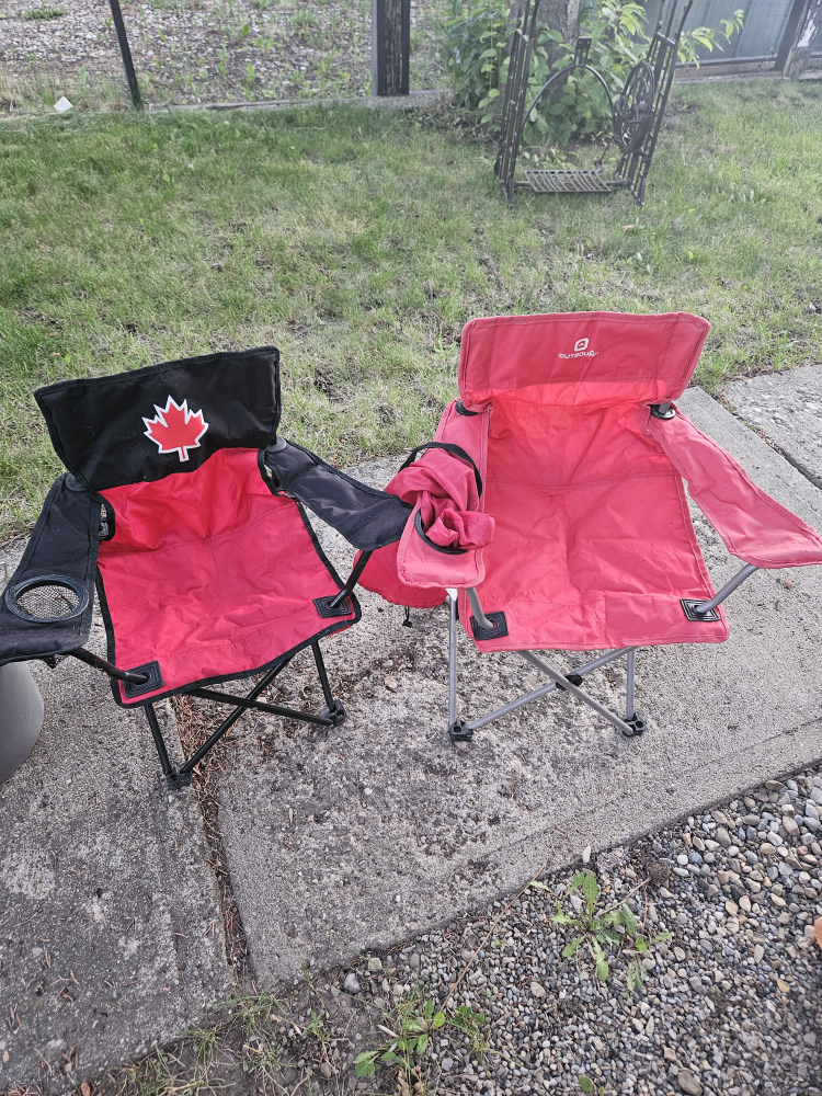Woods Canada & Outbound Folding  childs Camp Chairs