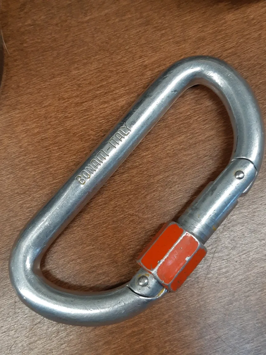 Bonaiti Carabiner image indicator(7)
