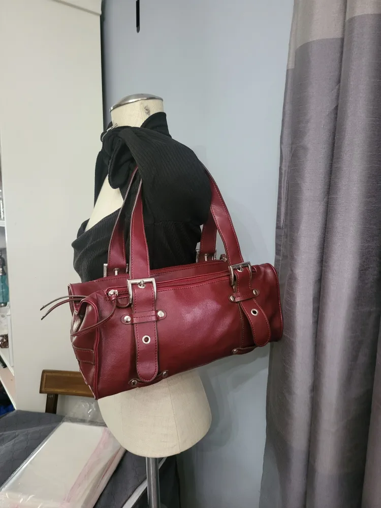 Y2K deep red shoulder/handbag thumbnail