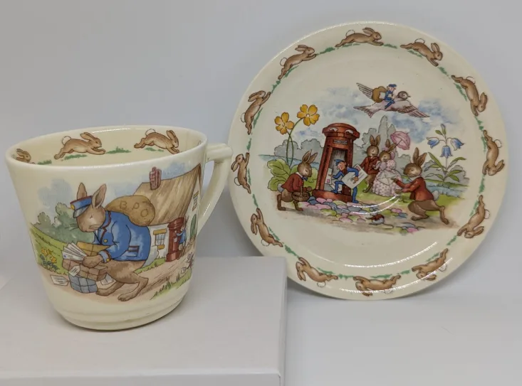 Royal Doulton Bunnykins Dishes Set image indicator(4)