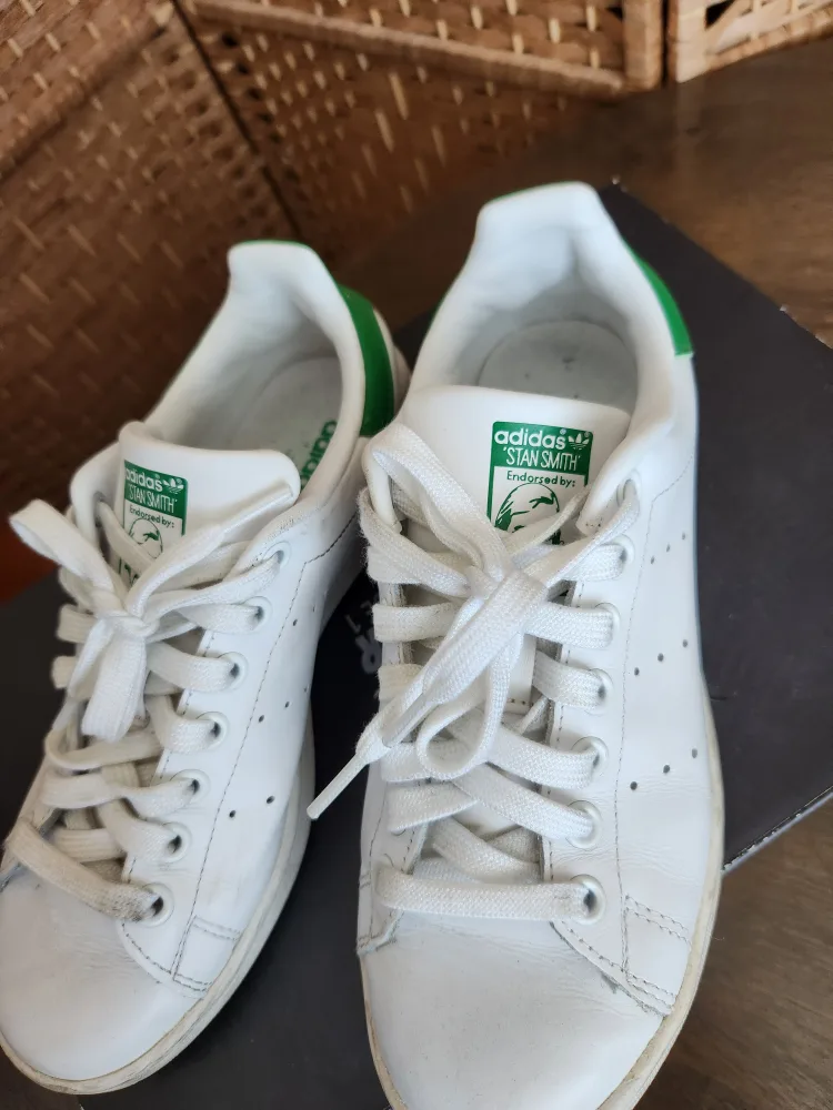 Adidas Stan Smith White/Green  (Size 5.5 men / 7 women) thumbnail