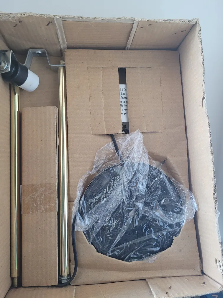 New Dome Lamp, Polish Brass Finish🇨🇦 image indicator(2)