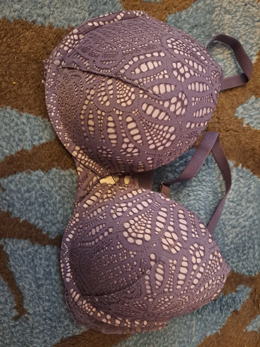 Victoria's Secret Dream Angels Push-Up Bra 34D thumbnail
