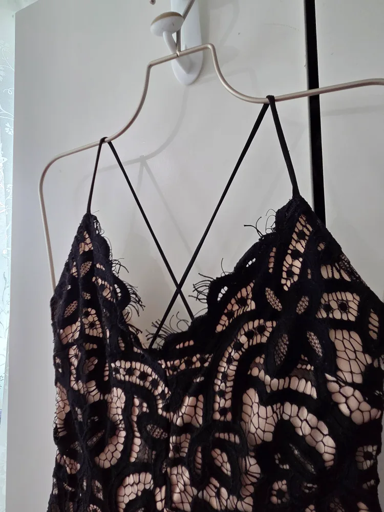 Black Lace Romper image indicator(3)