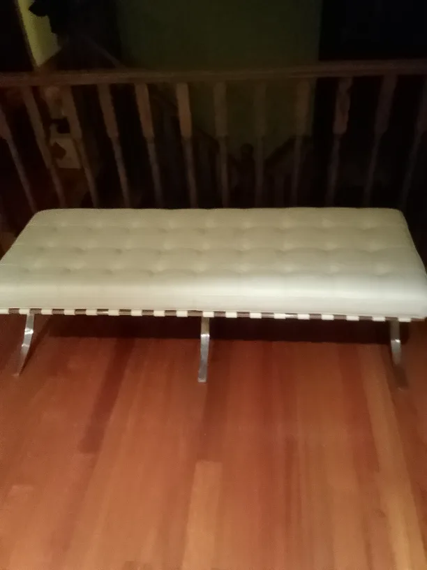 (Mobilia) Modern Barcelona Bench, real Ivory Leather image indicator(3)