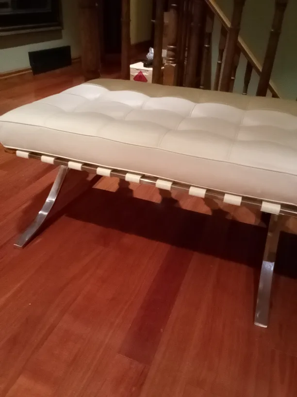 (Mobilia) Modern Barcelona Bench, real Ivory Leather image indicator(9)