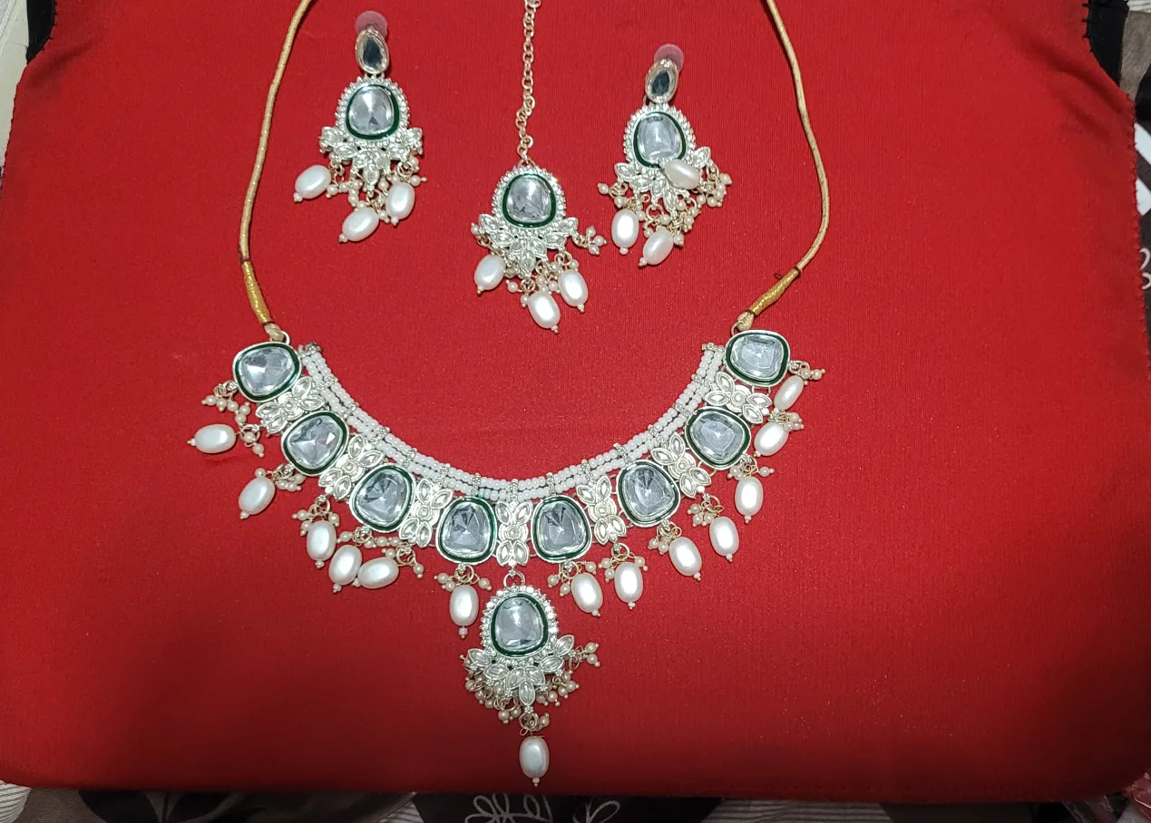 Necklace, Earrings, & Tikka Set thumbnail