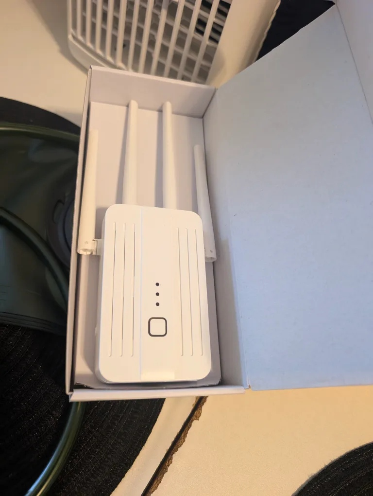 TP-Link AC1200 WiFi Extender -  New! image indicator(2)