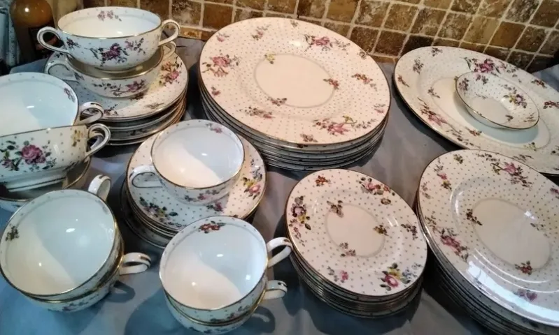 Royal Worcester "Astral " Set for 5 with Extras thumbnail