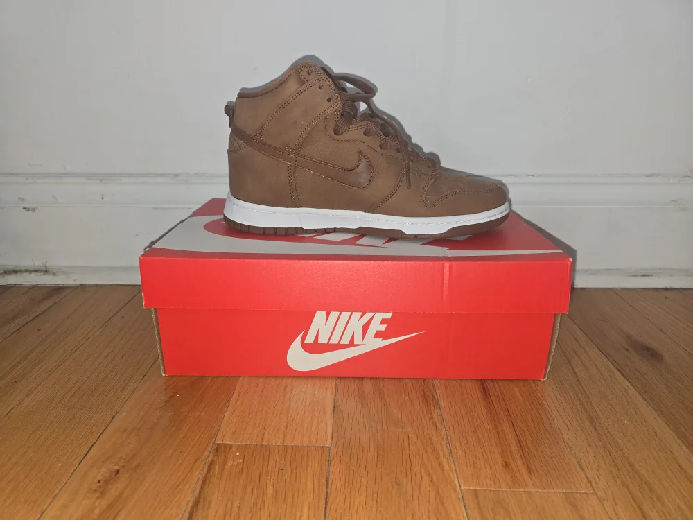 Nike Dunk High PRM Dark Russet Shoes w/ Box image indicator(2)
