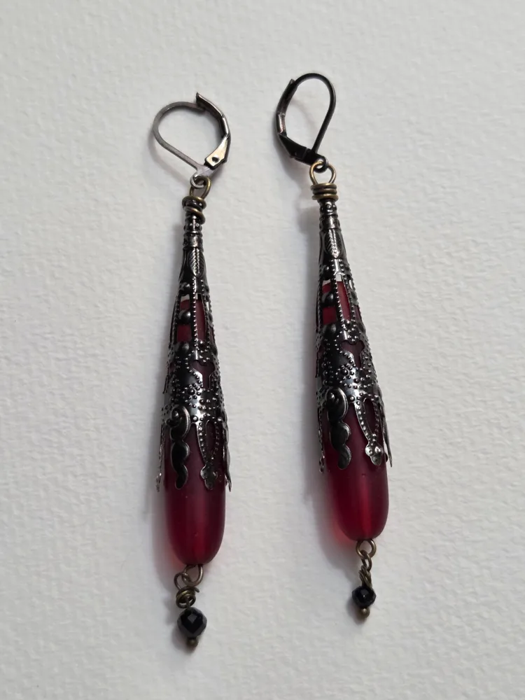 Boho / Goth Red  Teardrop Dangle Earrings image indicator(2)