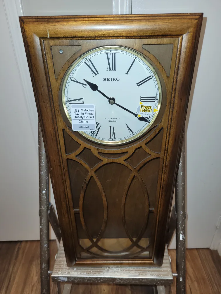 Seiko Melodies in Finest Quality Sound Wall Clock image indicator(2)