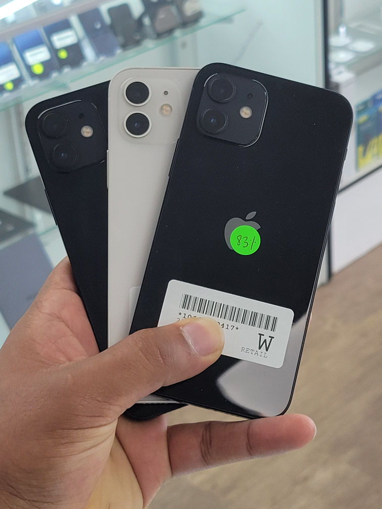 Apple iPhone 12