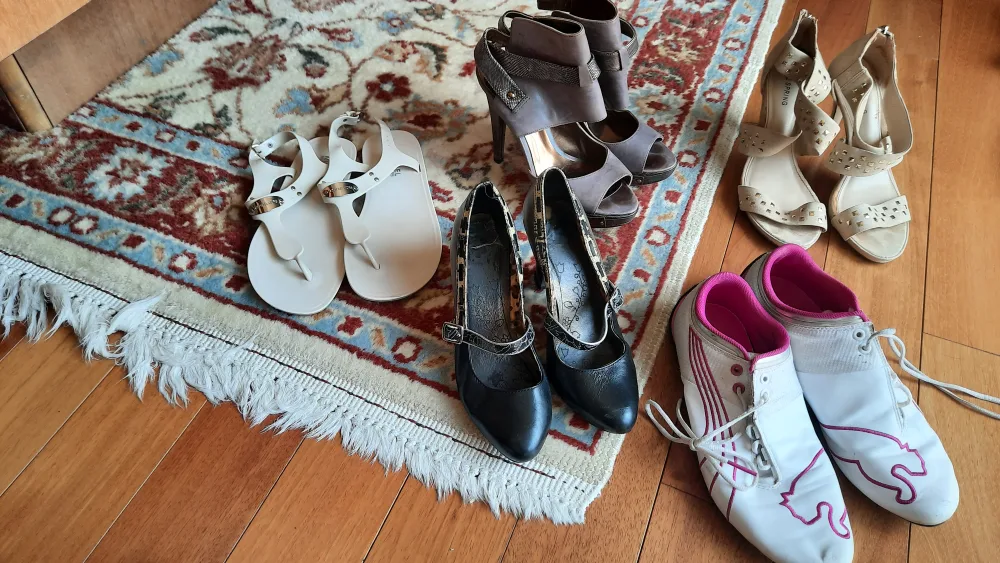 Bundle of Women's Shoes thumbnail