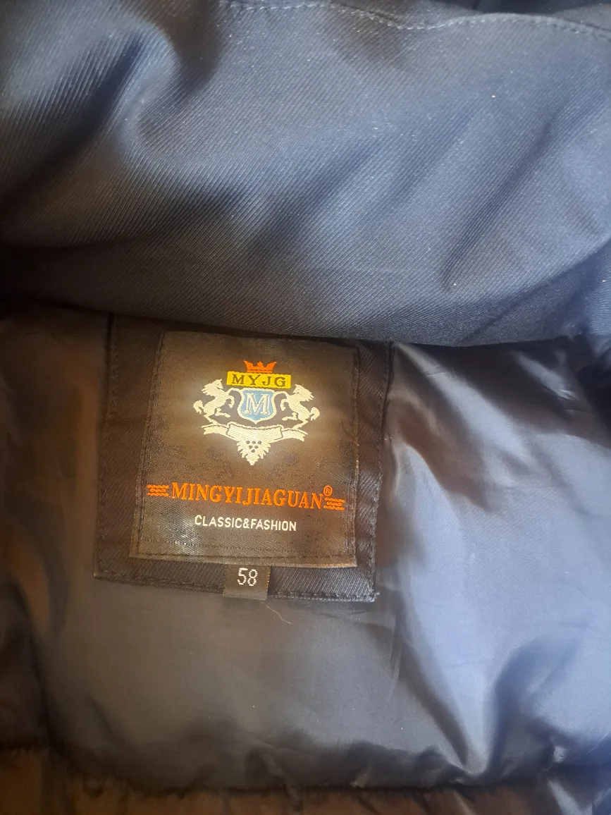 FREE MENS WINTER COAT - XL image indicator(3)