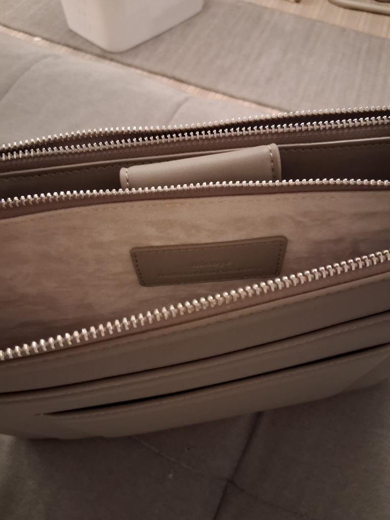 Mlouye Italian leather business Handbag - photo 4