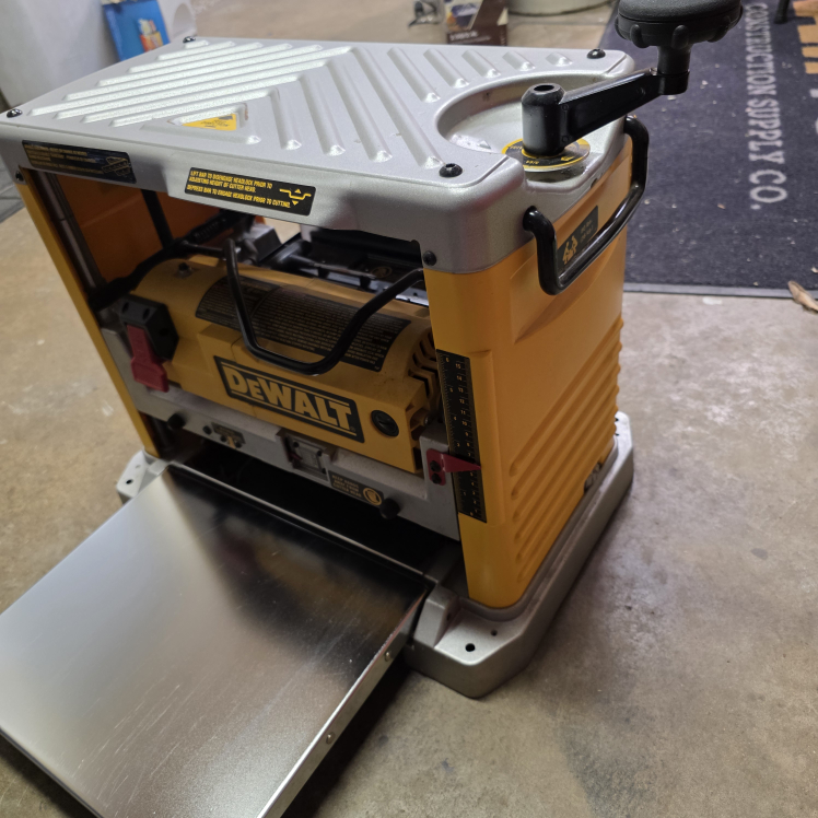 DeWalt DW734 Benchtop Planer - photo 2