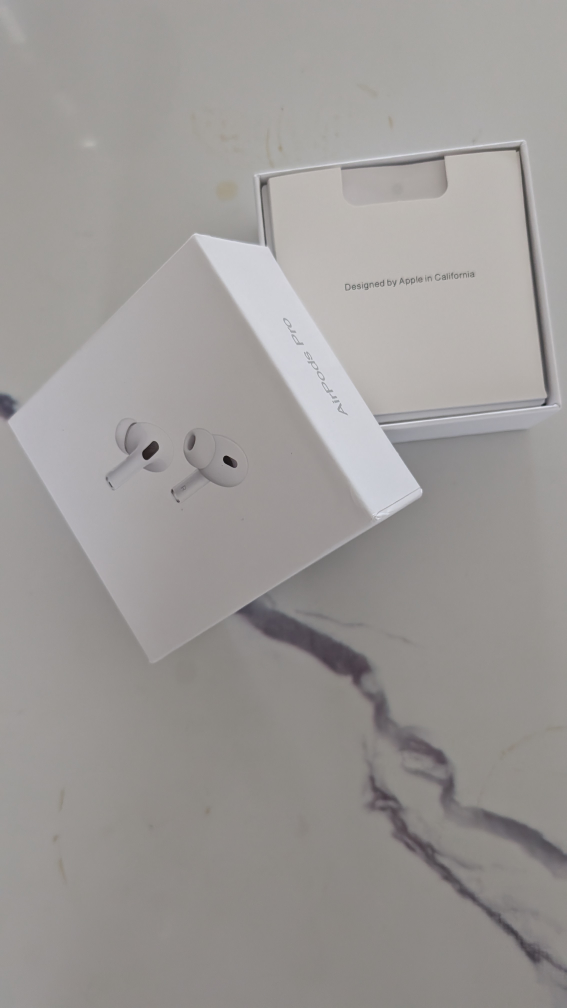New Apple AirPods Pro (2nd generation) - photo 2