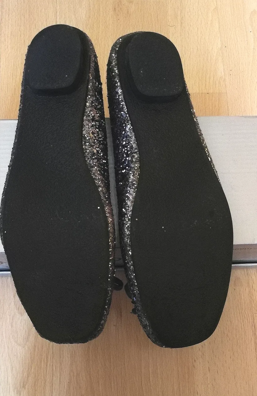 Sparkly Ballet Flats - Size 7 image indicator(3)