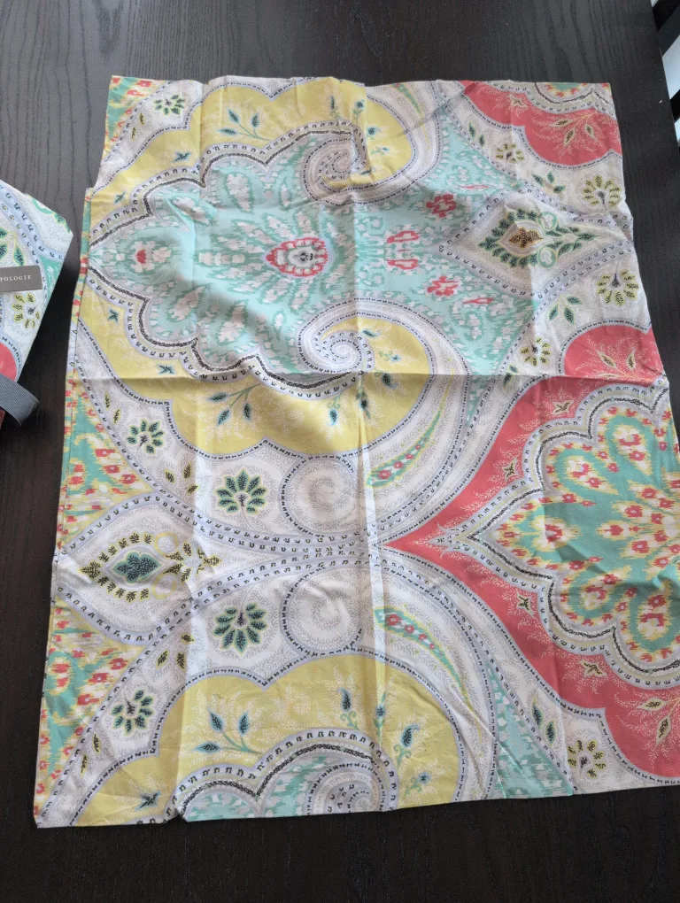 NEVER USED - Anthropologie Sheets SET queen 🇨🇦 image indicator(3)