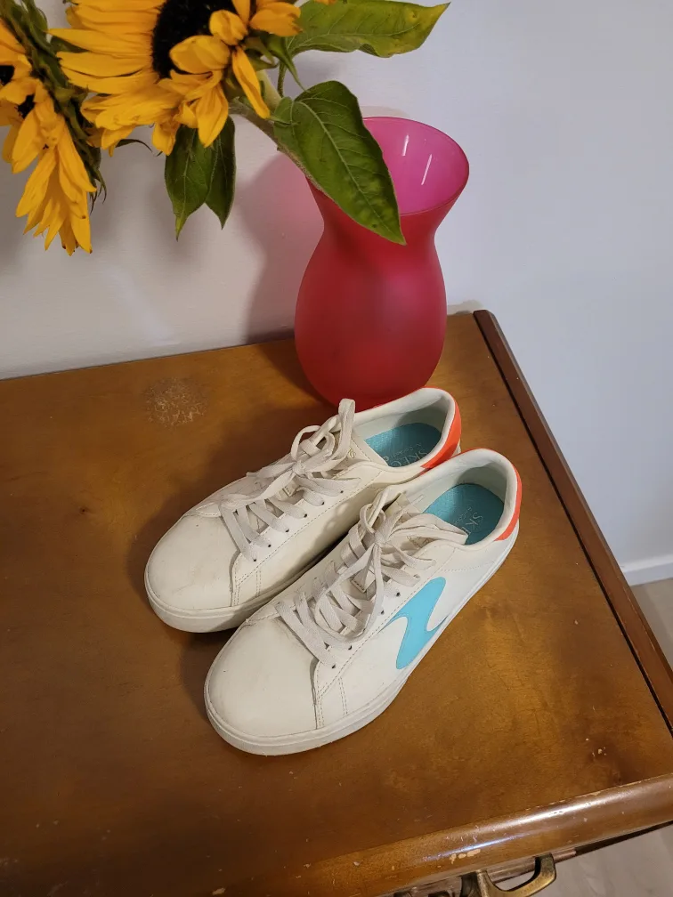 Sketchers White Sneakers with Blue & Orange Accents image indicator(3)