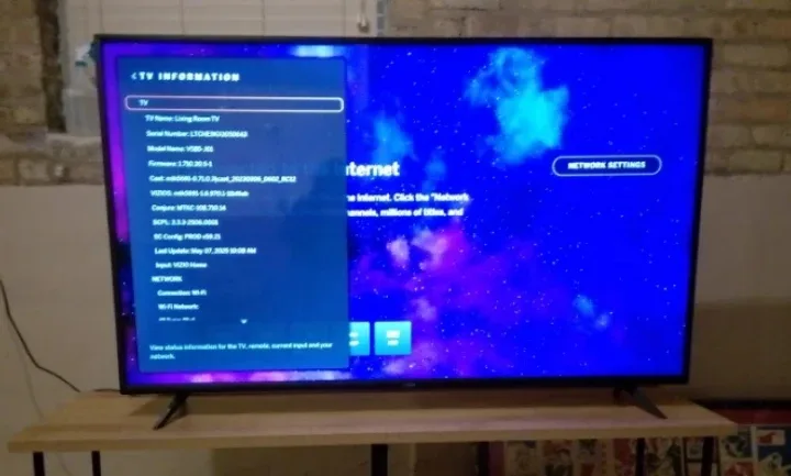 VIZIO 58" HD Smart TV thumbnail