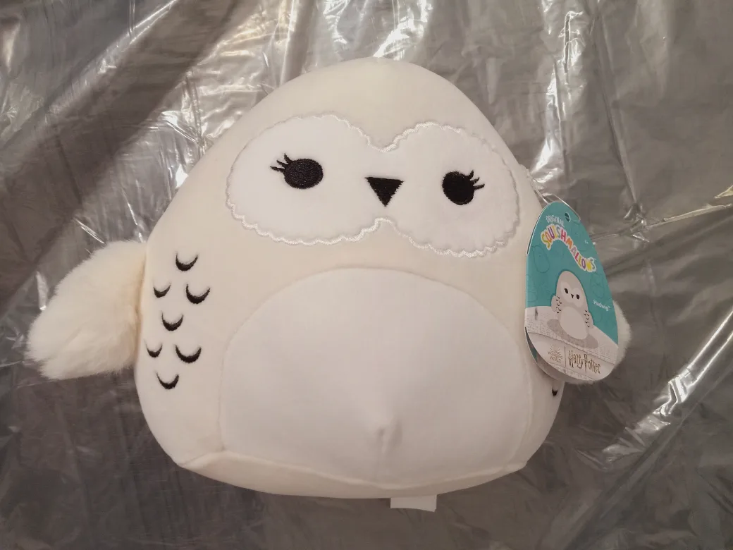 New Squishmallows Harry Potter Hedwig Owl Plush thumbnail