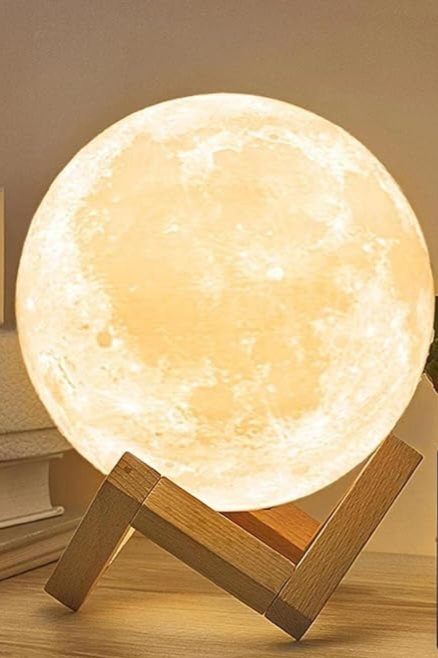 3D Printed 16 Colour Moon Lamp
