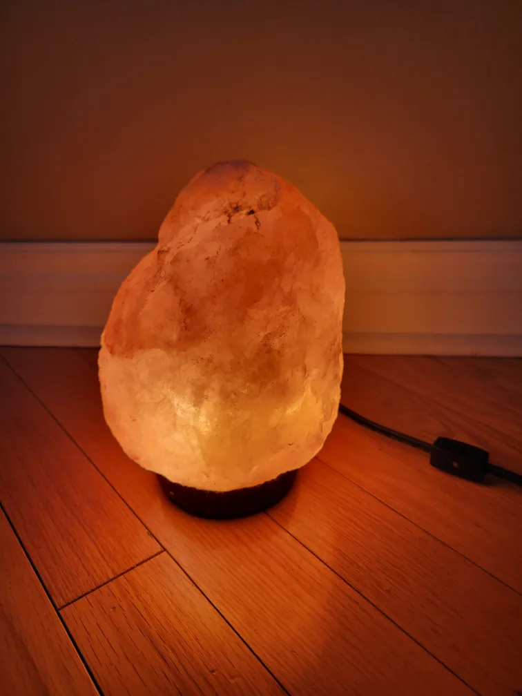 Himalayan Salt Lamp thumbnail