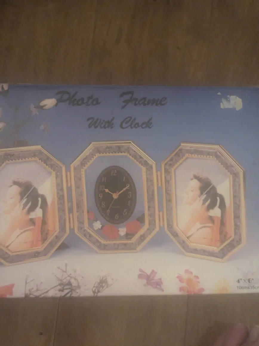 Photo Frame with Clock 4"x6" thumbnail