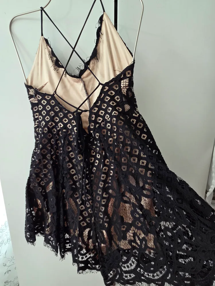 Black Lace Romper image indicator(6)