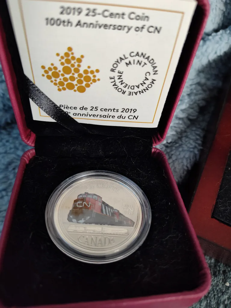 Royal Canadian Mint 2019 25-Cent Coin image indicator(2)