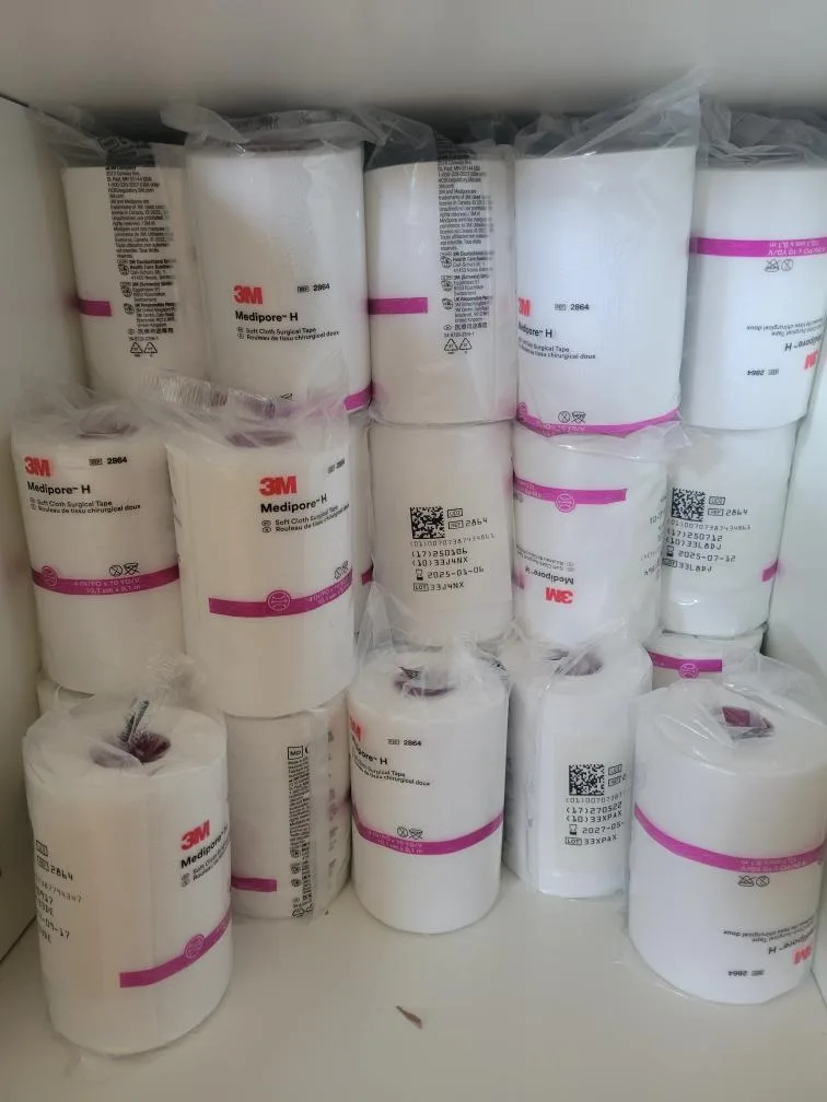 3M Medipore H Soft Cloth Surgical Tape 4in x 10yd image indicator(4)