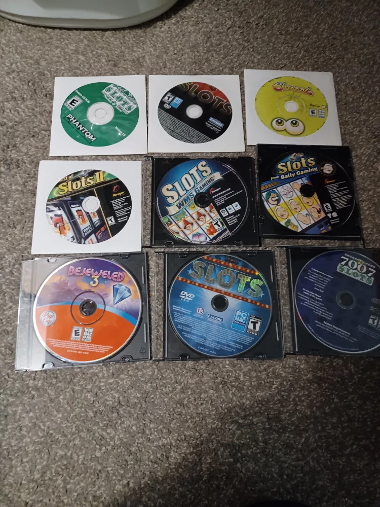 PC Game Lot - Slots, Bejeweled & More! thumbnail