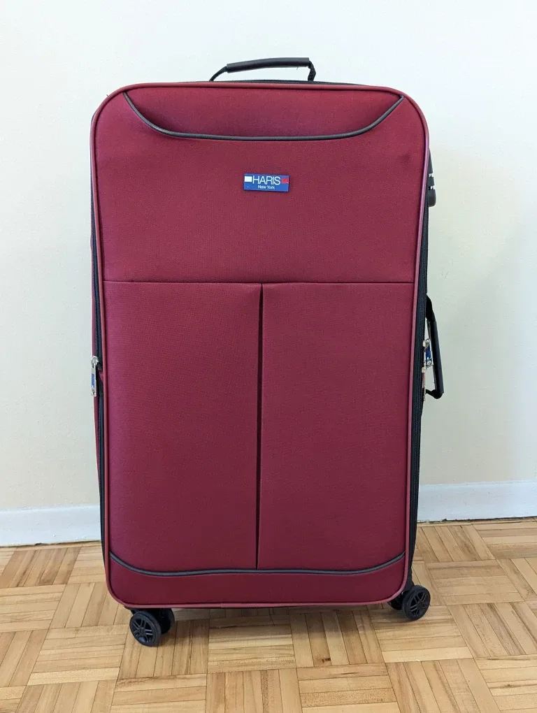 NEW! 27. 5" Baggage NEEDS TO GO ASAP! thumbnail