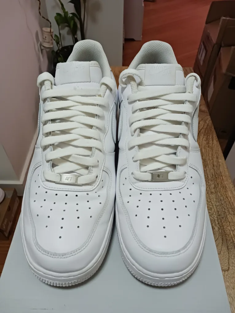 🔥Nike Air Force 1 Low '07 White Size 12 USED IN BOX image indicator(2)