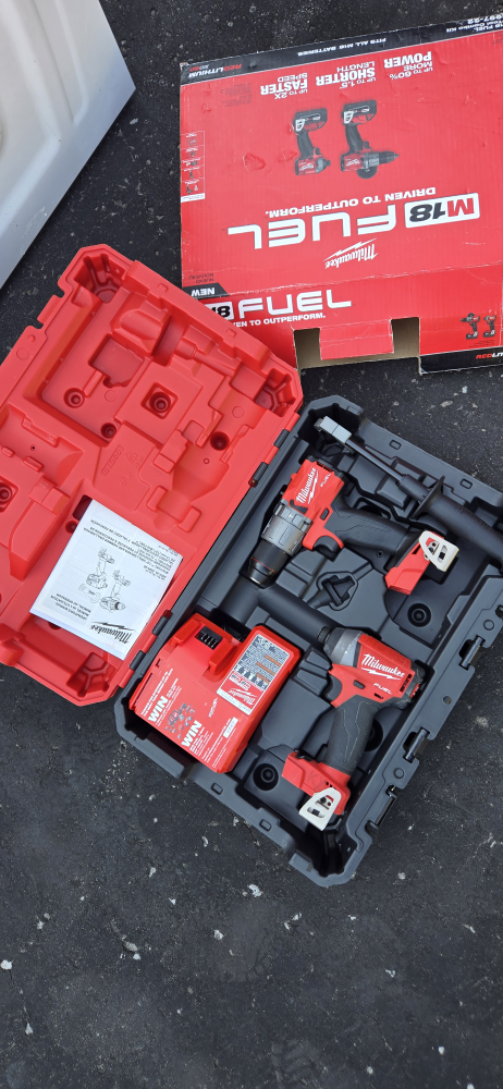 Milwaukee M18 FUEL Tool Combo Kit