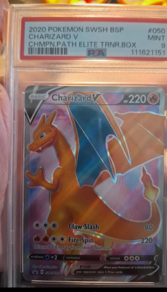 Charizard V Pokemon Card - Mint Condition! image indicator(4)