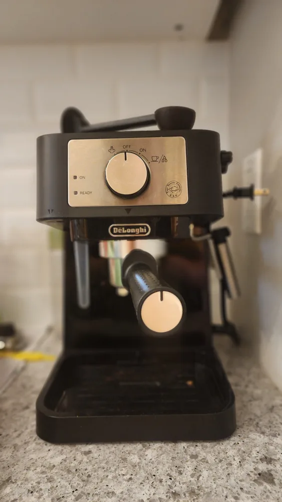 De'Longhi Stilosa Espresso Machine EC260BK thumbnail