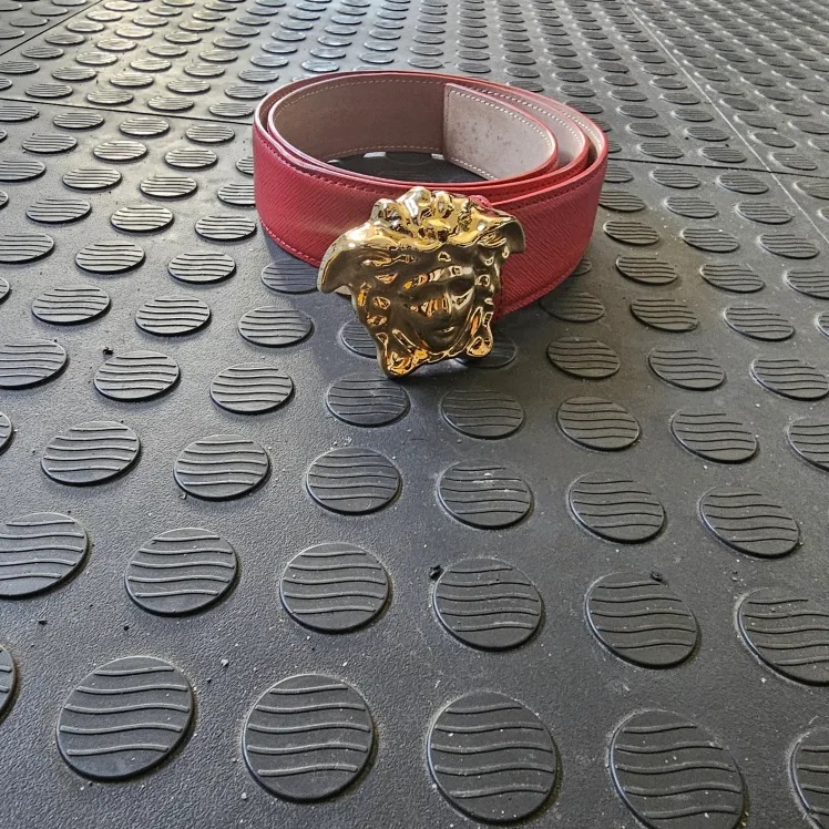 Versace Red Leather Belt Size 90/36 image indicator(2)