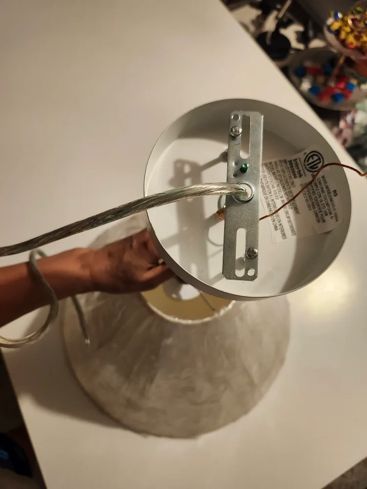 White Pendant Lamp image indicator(3)