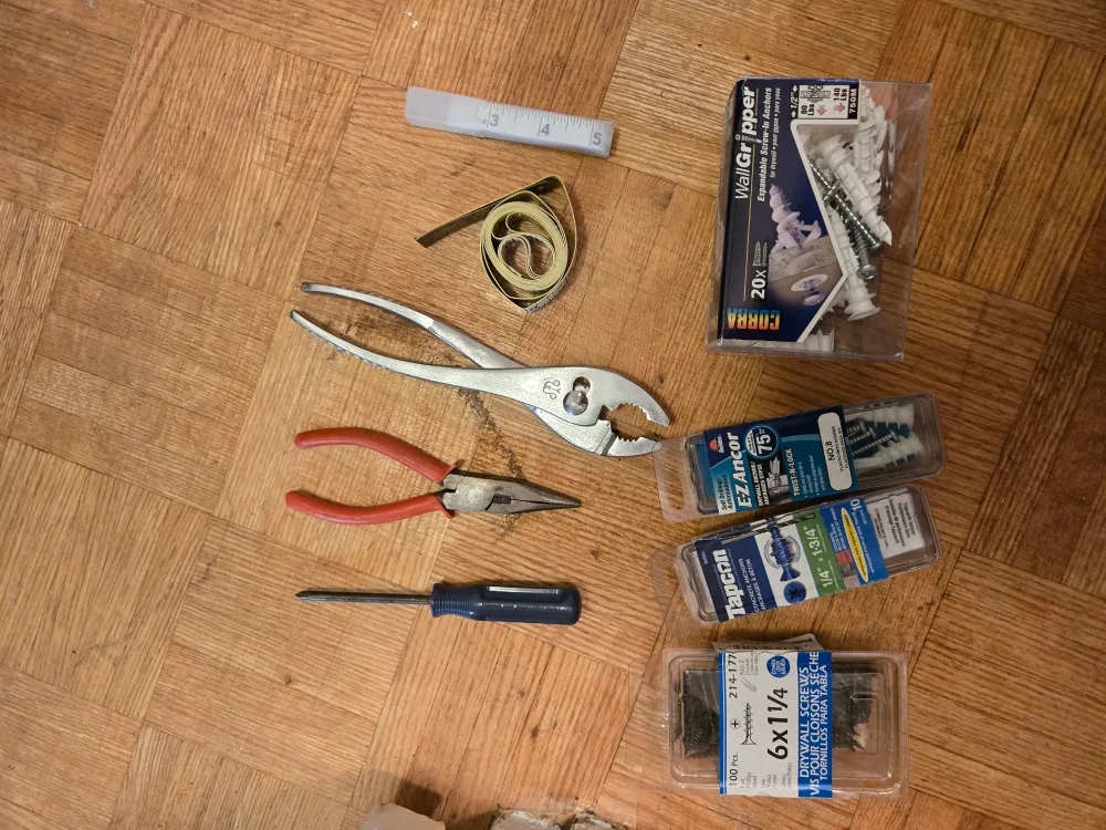 tool kit bundle - Husky 16 oz Hammer, extension cords & more thumbnail